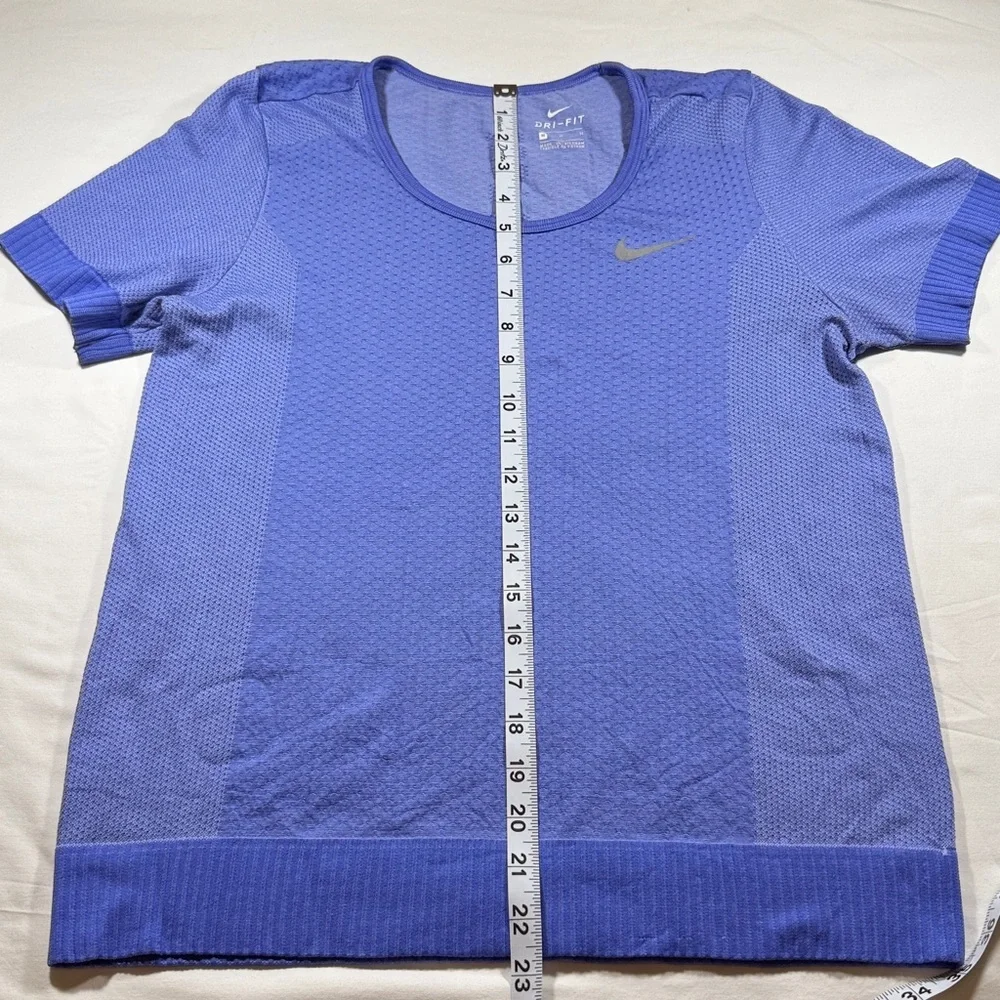 Nike Blue Women's Short Sleeve Tee